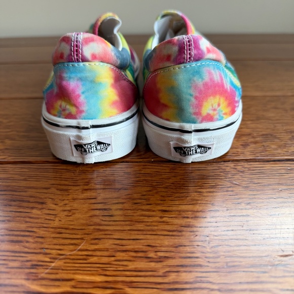 Vans tie-dyed multi-colored slip-on shoes. Women's 8.5, Men's 7. - Picture 7 of 8